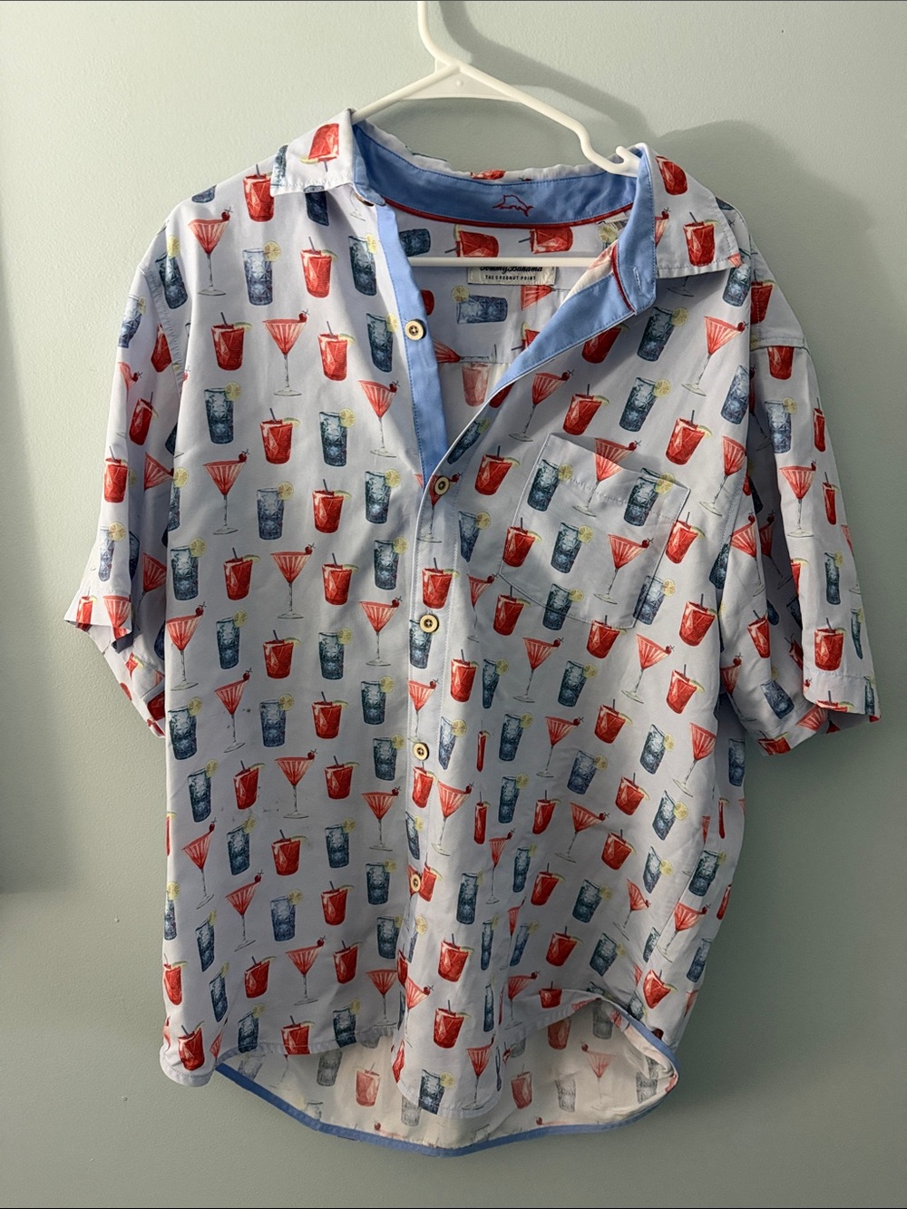 Tommy Bahama Light Blue Cocktail Print Short Sleeve Button-Down